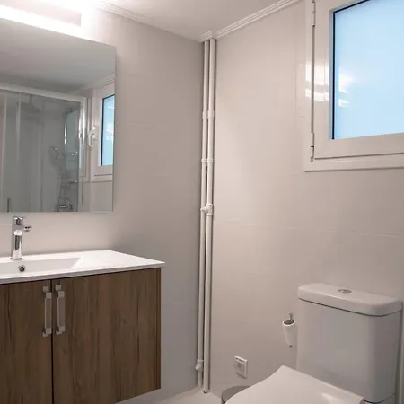 Marianna's Stylish Brand New In The Heart Of Apartment *